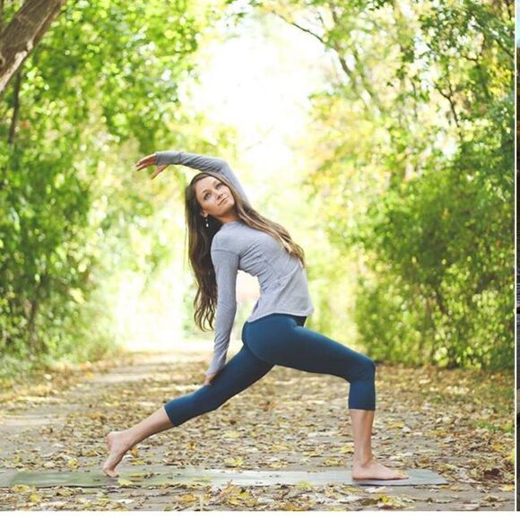 LULULEMON Outrun Long Sleeve Rulu Top Jacquard Artic Ice Gray White 8 Medium - Picture 2 of 13